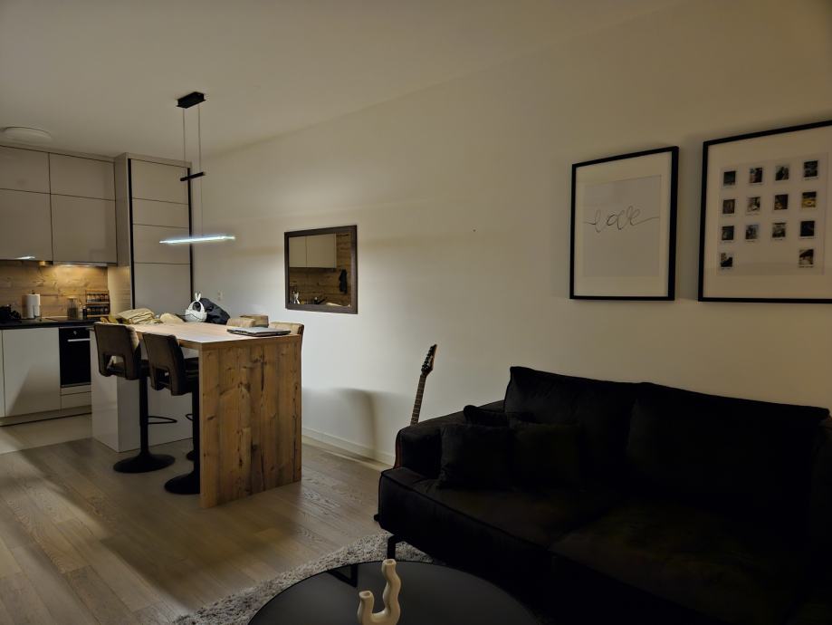 NAJAM, SREDIŠĆE, MODERAN 2-SOBAN + GPM, 47m2, 1100€
