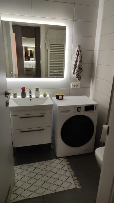 NAJAM, SREDIŠĆE, MODERAN 2-SOBAN + GPM, 47m2, 1100€