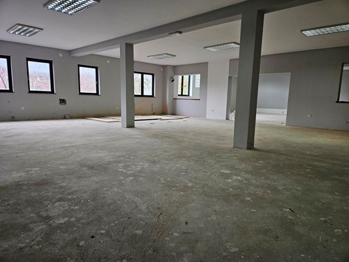 PRODAJA, MLINOVI (GRAŠĆICA), ROH-BAU 200m2, 220.000 €