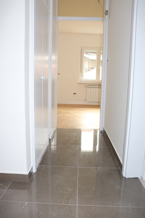 PRODAJA, DELUXE 4-SOBAN, ŠKALINOVA (VRAPČE), 110m2, GARAŽA, 2 PM, VRT
