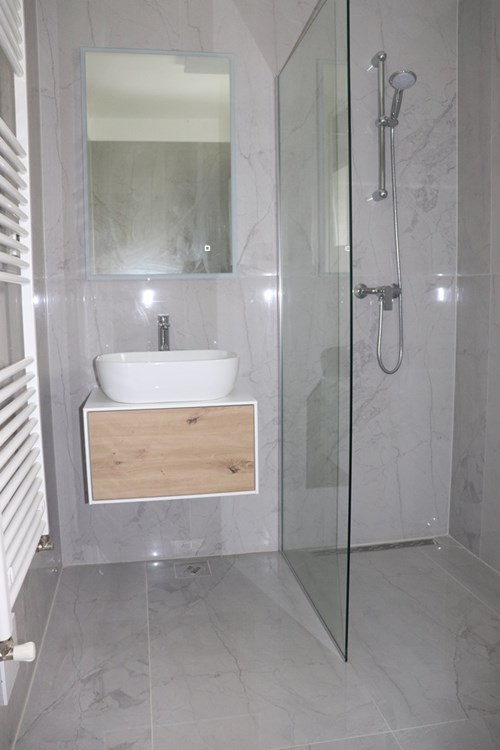 PRODAJA, DELUXE 4-SOBAN, ŠKALINOVA (VRAPČE), 110m2, GARAŽA, 2 PM, VRT