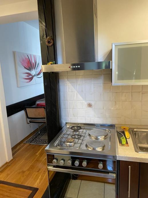 NAJAM, MODERAN 2-SOBAN, SVETICE (MAKSIMIR), 45m2, 700 €