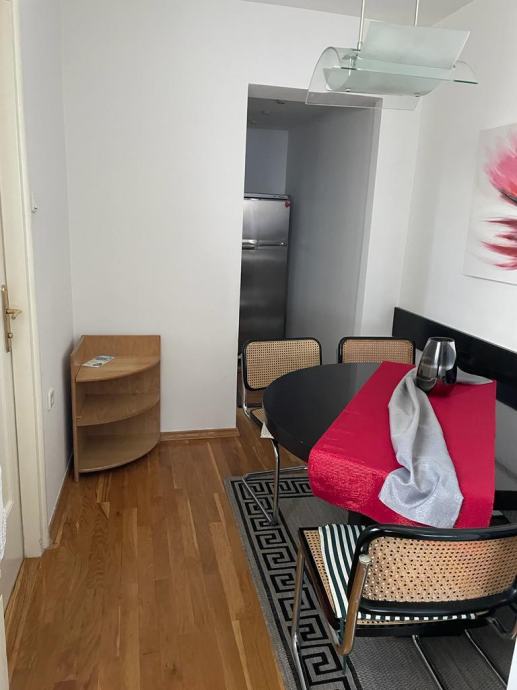 NAJAM, MODERAN 2-SOBAN, SVETICE (MAKSIMIR), 45m2, 700 €
