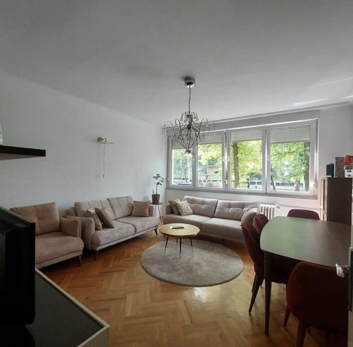 PRODAJA, PROSTRAN 3-SOBAN, GAJNICE (ŠPANJOLSKA ULICA), 81M2, 187.500€