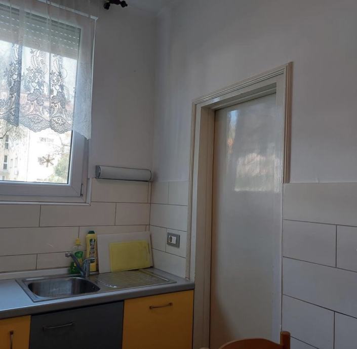 PRODAJA, PROSTRAN 3-SOBAN, GAJNICE (ŠPANJOLSKA ULICA), 81M2, 187.500€