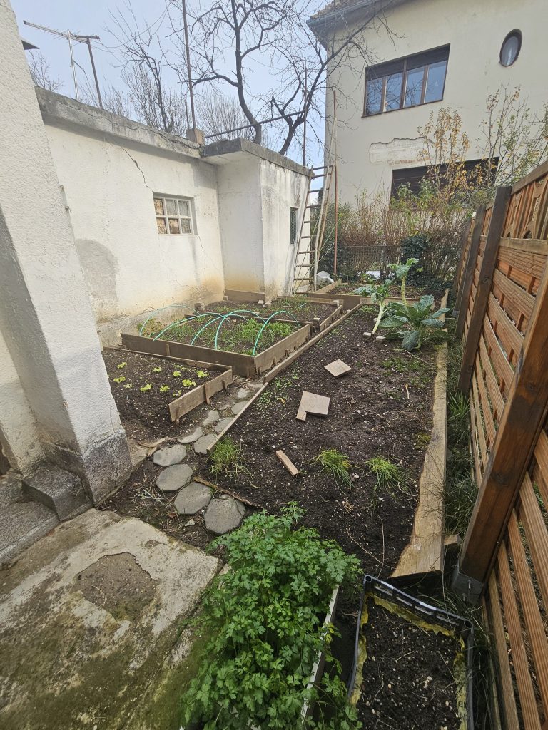 PRODAJA, KUĆA 70m2 ZA ADAPTACIJU, STENJEVEC, PARCELA 145m2, 110.000 €