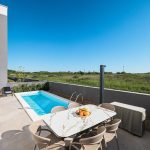 PRODAJA, VILA 113m2, BAZEN I JACUZZI, PRIVLAKA (ZD), 400.000 €