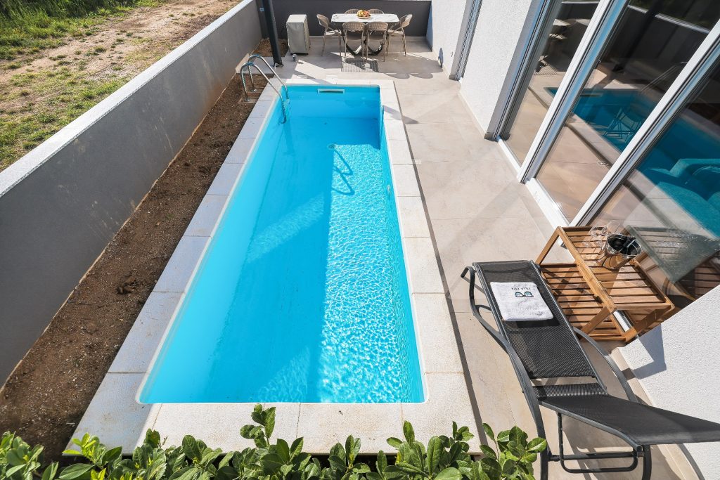 PRODAJA, VILA 113m2, BAZEN I JACUZZI, PRIVLAKA (ZD), 400.000 €