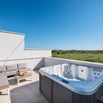 PRODAJA, VILA 113m2, BAZEN I JACUZZI, PRIVLAKA (ZD), 400.000 €