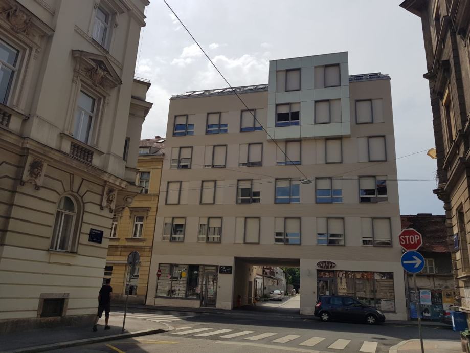 NAJAM, MODERAN STAN U NOVOGRADNJI U CENTRU (MEDULIĆEVA), 44M2, 2-S, GPM, 950€