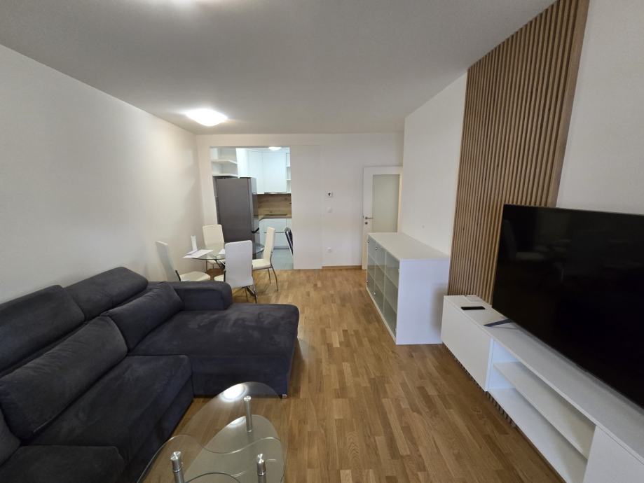 PRODAJA, MODERNA NOVOGRADNJA, 55M2, 2-S, LOVINČIĆEVA ULICA, 255.000€