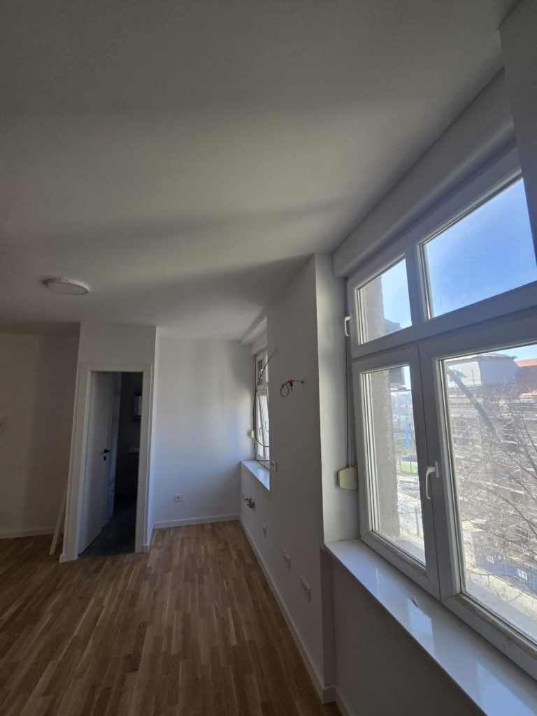 PRODAJA, PROSTRAN NOVORENOVIRANI 3-SOBAN, VPM, 59M2, KLAIĆEVA, 272.000€