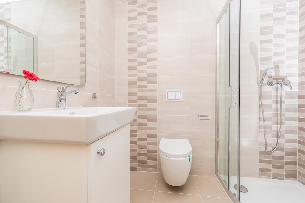 PRODAJA, 8 VILA SA BAZENIMA, DEBELJAK (ZADAR) 7 km OD MORA, 4.600.000 €