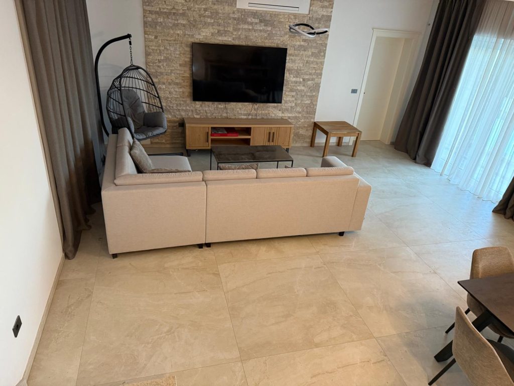 Luksuzna vila u Istri (Tar-Vabriga), novogradnja + maslinik s 50 maslina 2396m2